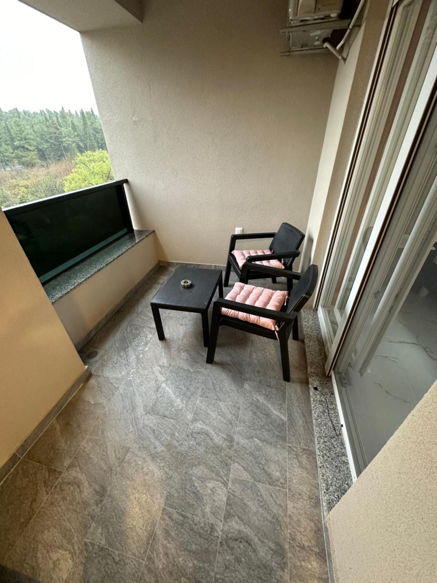 Mia Gi Luxury + Garage Apartment Mostar Bagian luar foto