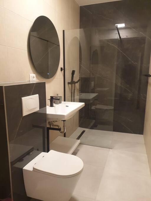 Mia Gi Luxury + Garage Apartment Mostar Bagian luar foto