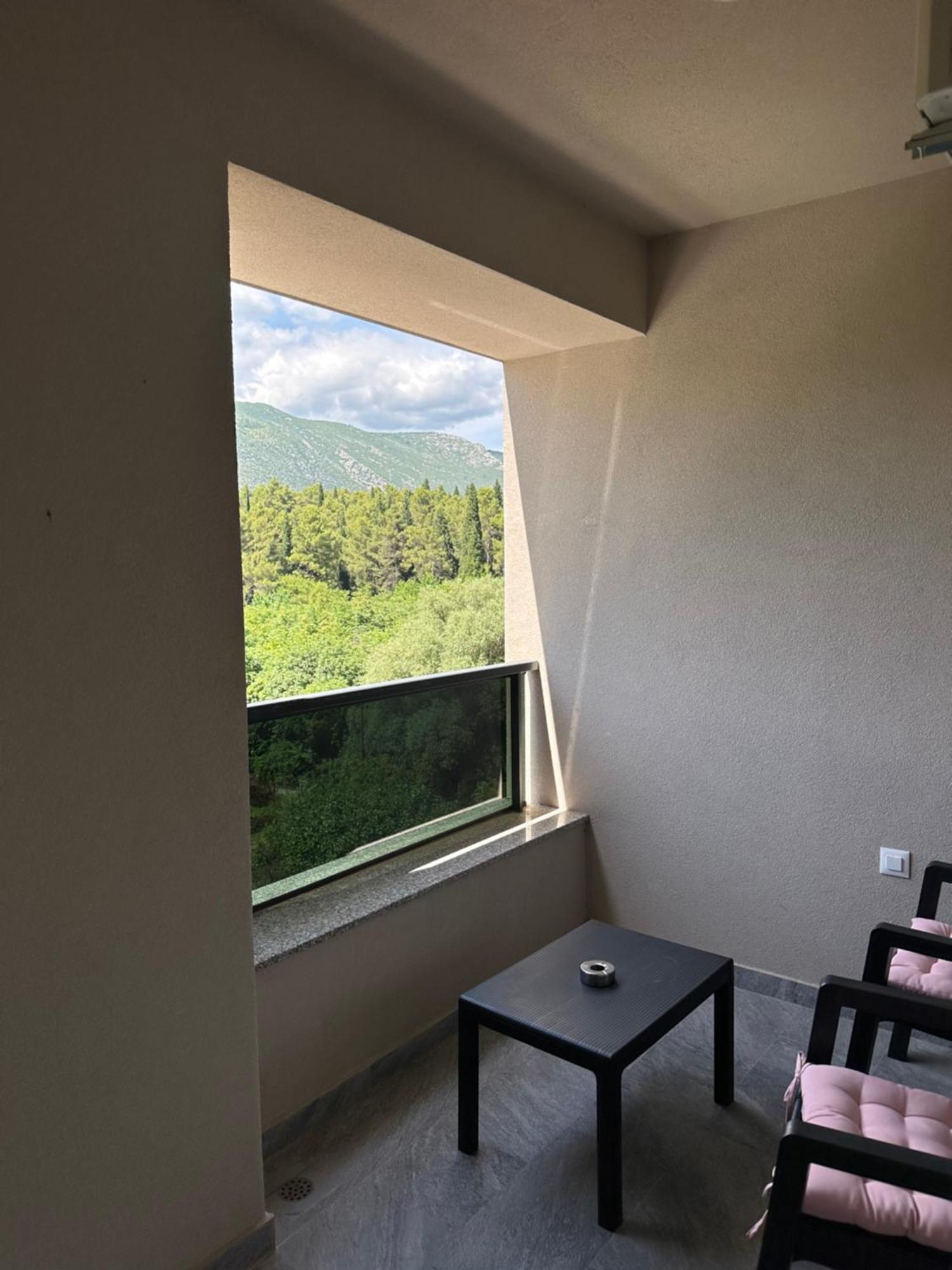 Mia Gi Luxury + Garage Apartment Mostar Bagian luar foto